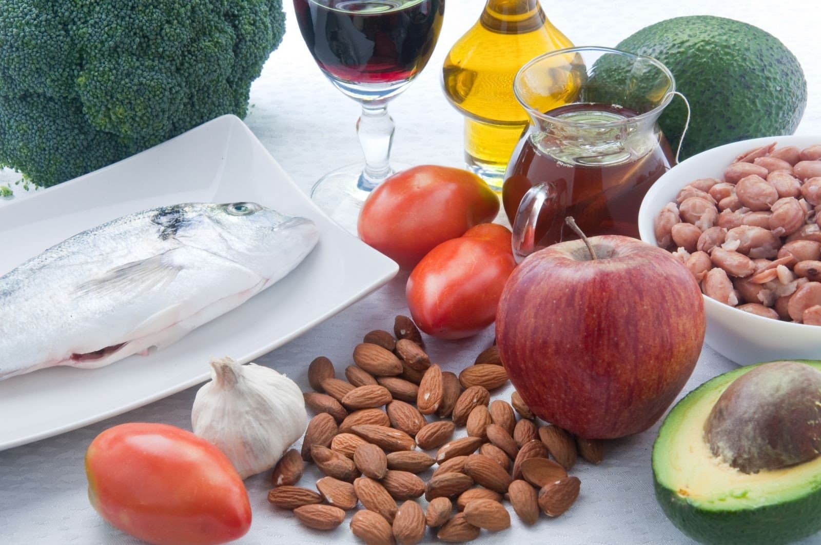 High Cholesterol Diet Guide: What to Eat and Avoid