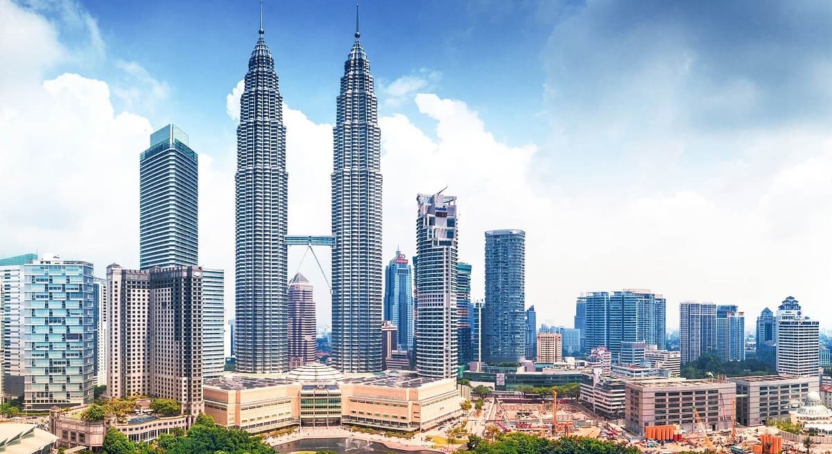 Malaysia Employment Uncertainty After Nov 5 Amid Standoff
